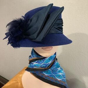 Cute dress hat!